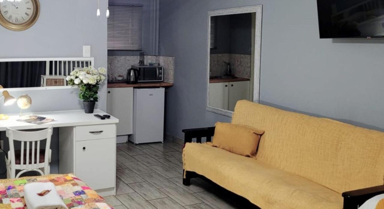 Graceland Guesthouse بوتشيفستروم المظهر الخارجي الصورة