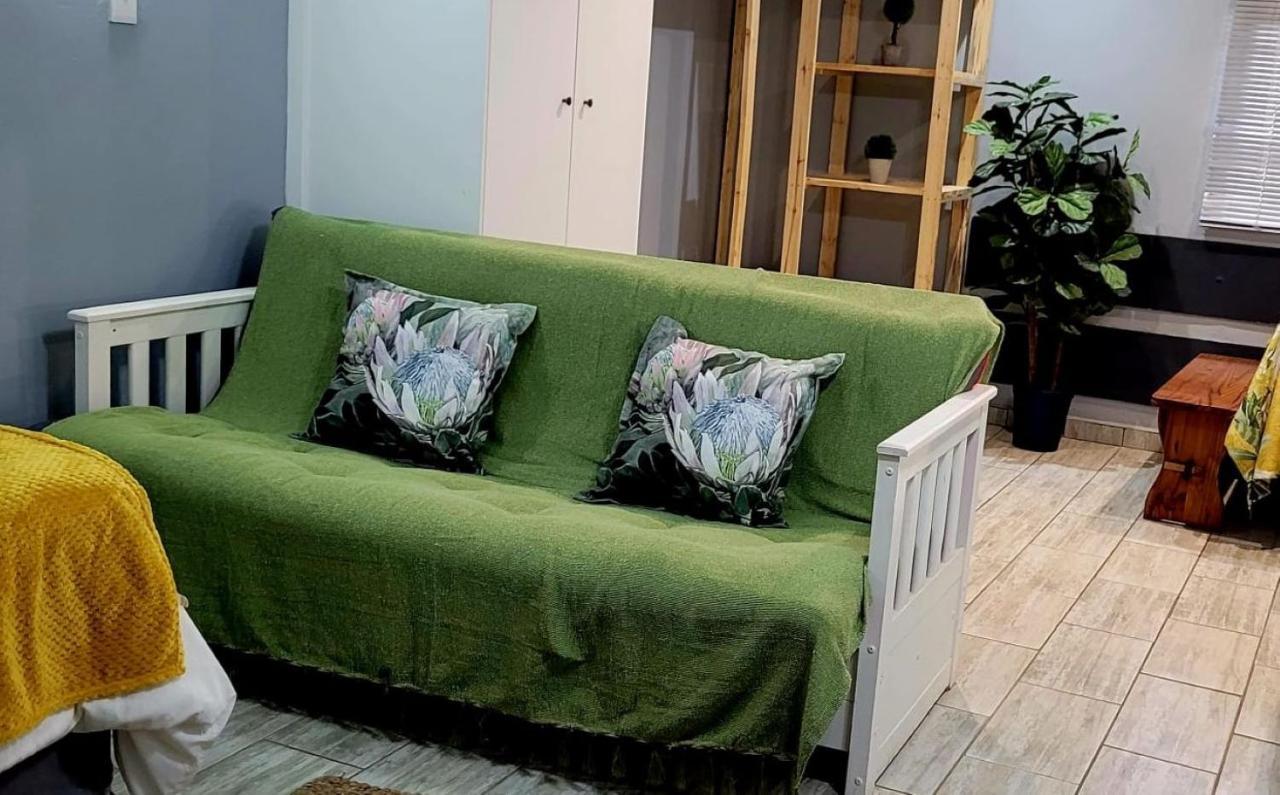 Graceland Guesthouse بوتشيفستروم المظهر الخارجي الصورة