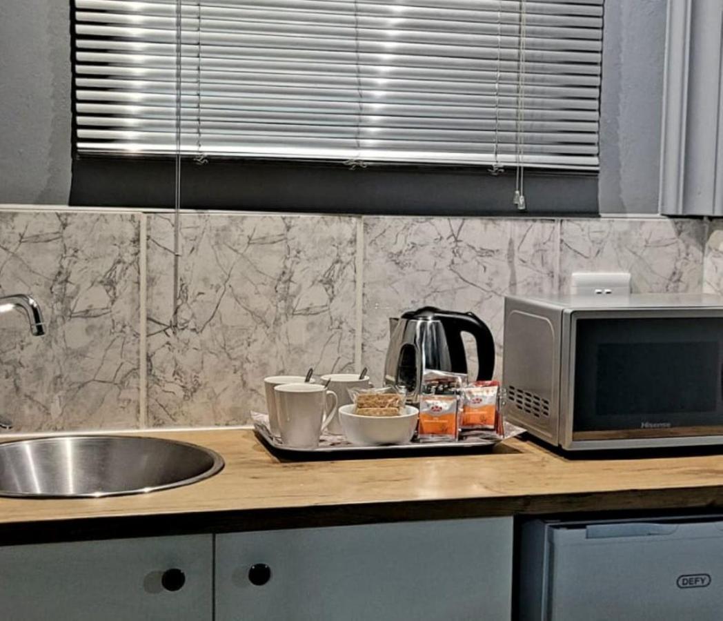 Graceland Guesthouse بوتشيفستروم المظهر الخارجي الصورة